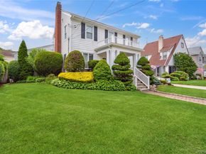25 Davison Avenue, East Rockaway NY 11518