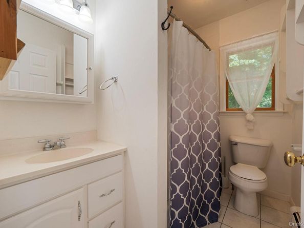 114 Oakwood Drive, Wading River NY 11792