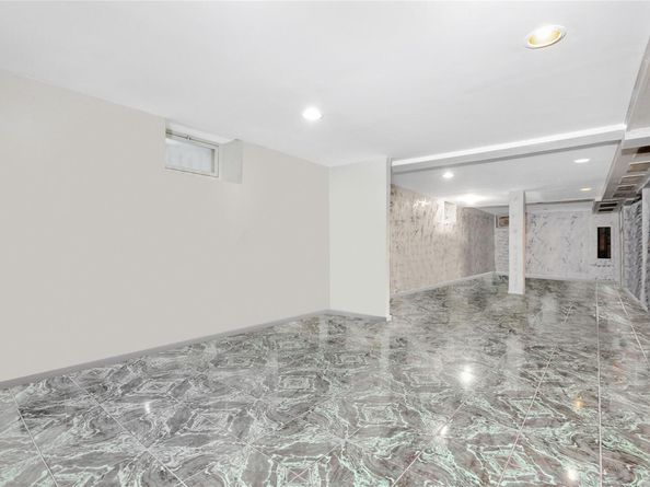 6018 Bleecker Street, Ridgewood NY 11385