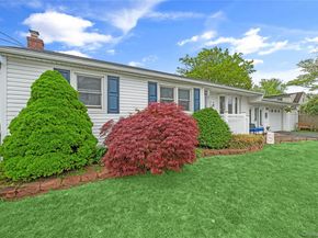 56 15th Avenue, West Babylon NY 11704