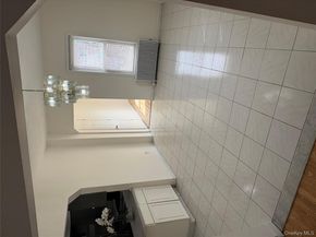840 Hollywood Avenue, Bronx NY 10465