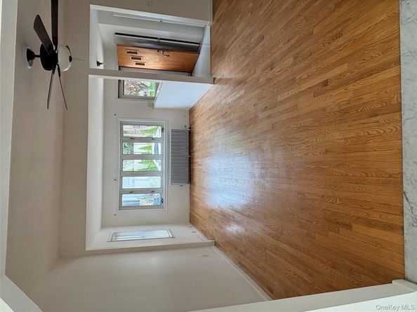 840 Hollywood Avenue, Bronx NY 10465