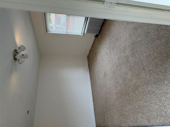 840 Hollywood Avenue, Bronx NY 10465