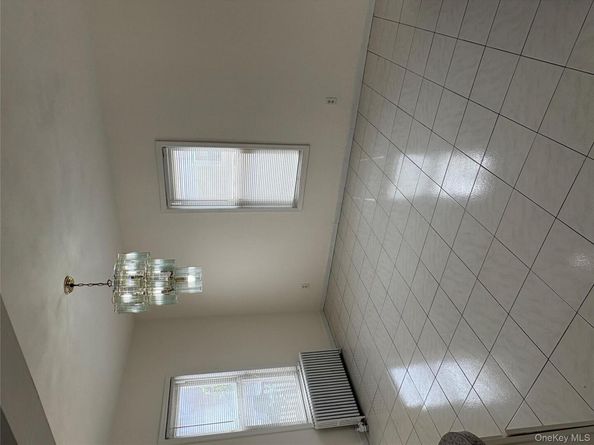 840 Hollywood Avenue, Bronx NY 10465