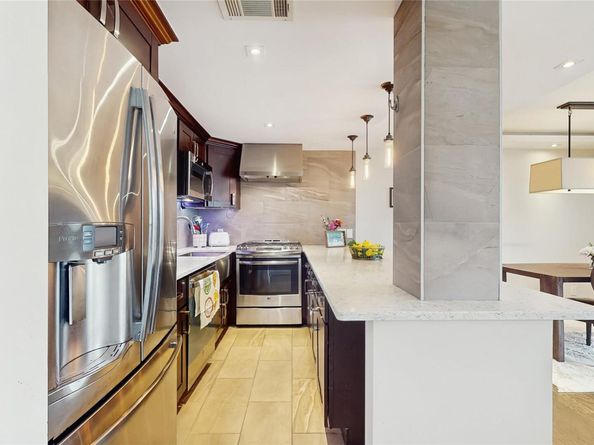5-16 115th 516C, College Point NY 11356