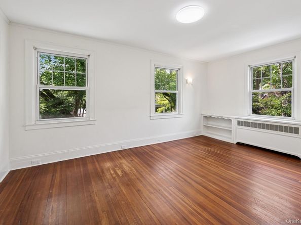 32 aka 26 Beechwood Terrace, Yonkers NY 10705