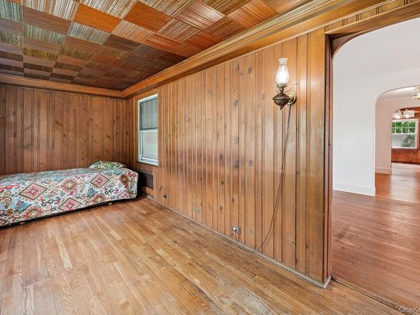 32 aka 26 Beechwood Terrace, Yonkers NY 10705