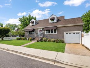 118 Evans Avenue, Oceanside NY 11572