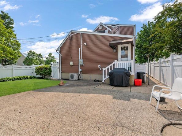 118 Evans Avenue, Oceanside NY 11572