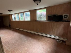 20 Ridge Road, Douglaston NY 11363
