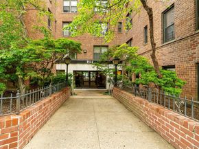 2244 Bronx Park E 1E, Bronx NY 10467