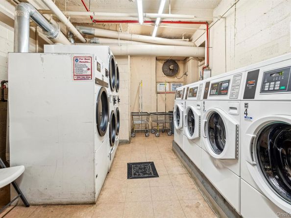 2244 Bronx Park E 1E, Bronx NY 10467