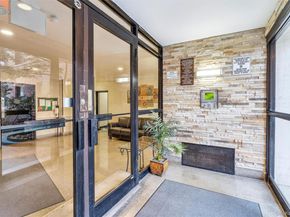 2244 Bronx Park E 1E, Bronx NY 10467