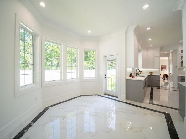 1259 Waterview Drive, Rockville Centre NY 11570
