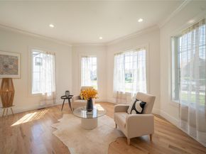 1259 Waterview Drive, Rockville Centre NY 11570