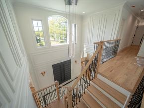1259 Waterview Drive, Rockville Centre NY 11570