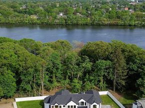 1259 Waterview Drive, Rockville Centre NY 11570