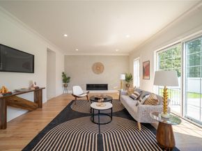 1259 Waterview Drive, Rockville Centre NY 11570