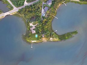 311 Noyack Road, Southampton NY 11968