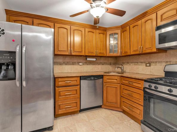 151-37 78th Street 2W1, Howard Beach NY 11414