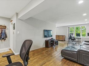 209-80 18 Avenue 4D, Bayside NY 11360