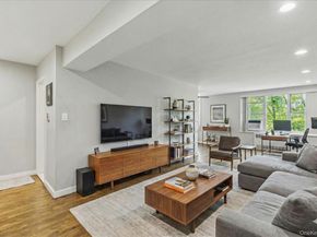 209-80 18 Avenue 4D, Bayside NY 11360