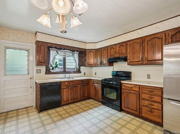 316 Pennsylvania Avenue, Tuckahoe NY 10707