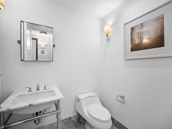 1 Renaissance Square 10B, White Plains NY 10601