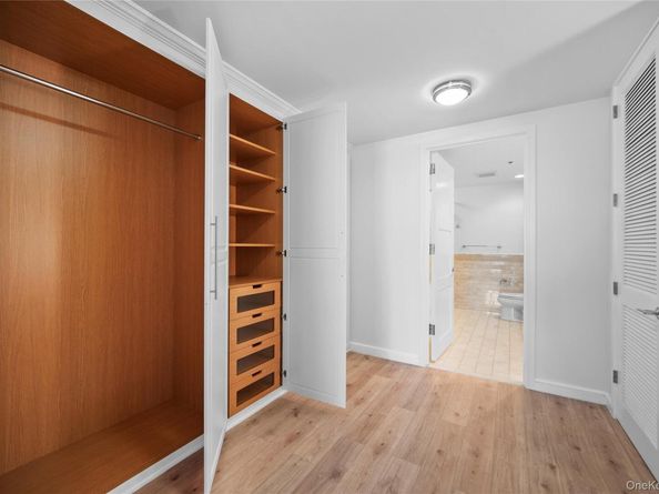 1 Renaissance Square 10B, White Plains NY 10601