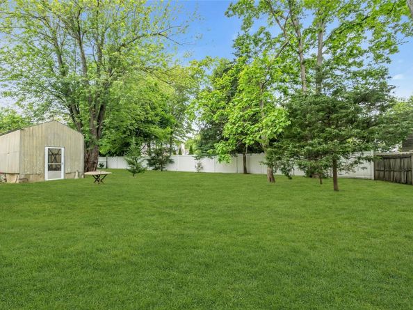 105 Browns Road, Nesconset NY 11767