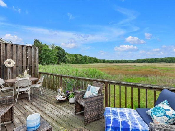 3 Makamah Beach Road, Northport NY 11768