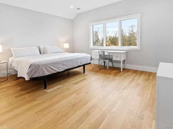 240 Head of Pond Road, Water Mill NY 11976