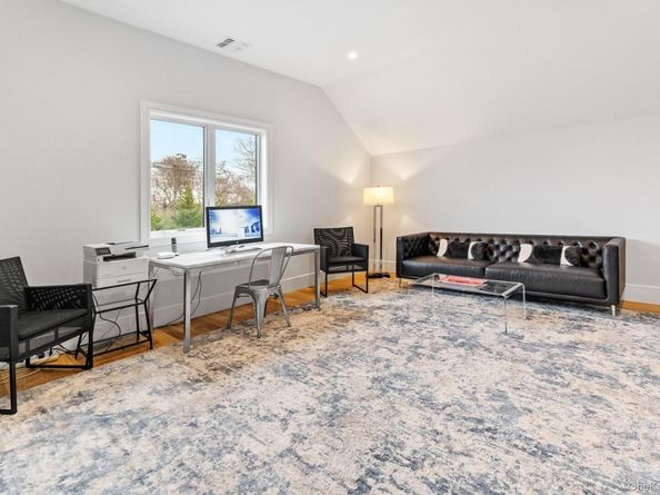 240 Head of Pond Road, Water Mill NY 11976