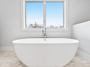 240 Head of Pond Road, Water Mill NY 11976