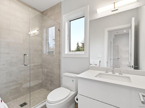 240 Head of Pond Road, Water Mill NY 11976