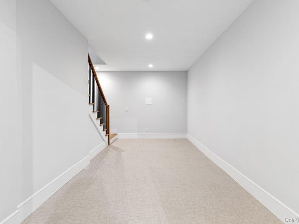 240 Head of Pond Road, Water Mill NY 11976