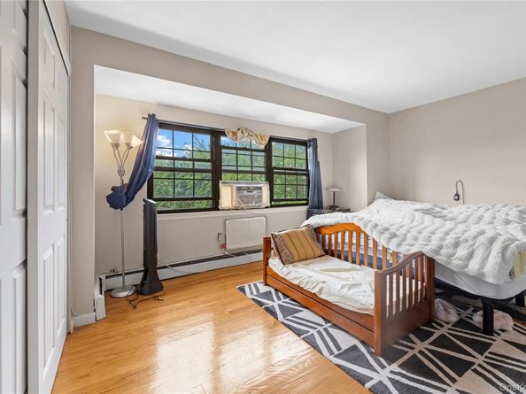 120-15 Cove Court 90A, College Point NY 11356