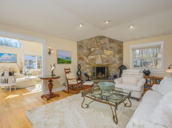 70 Ridge Road W, Sag Harbor NY 11963