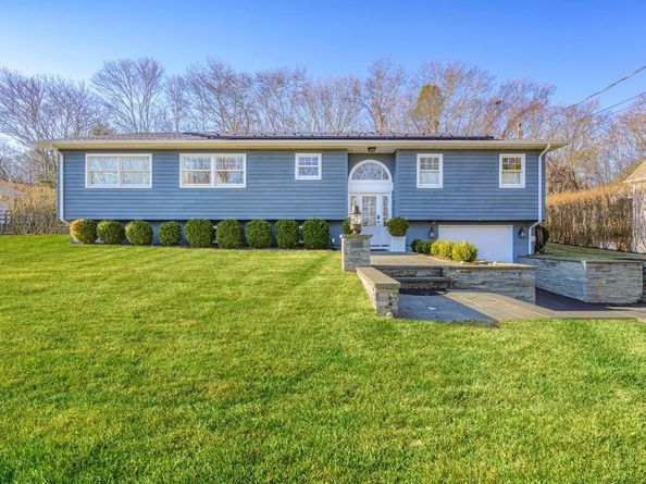 70 Ridge Road W, Sag Harbor NY 11963