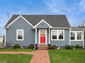 4100 Youngs Avenue, Southold NY 11971