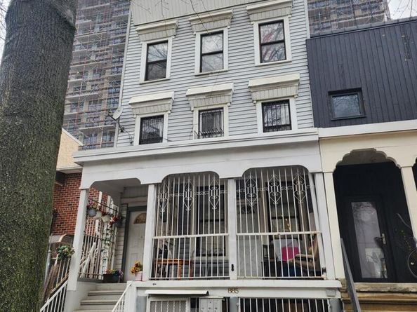 885 Pacific Street, Brooklyn NY 11238