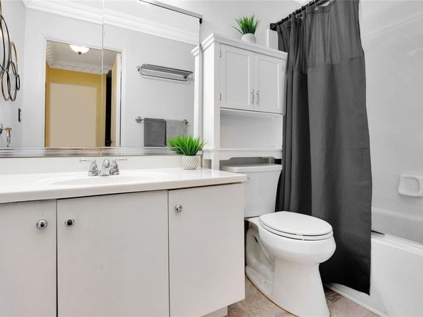 168-01 12 7B, Beechhurst NY 11357