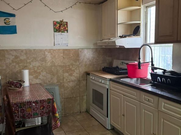 1242 Saint Lawrence Avenue, Bronx NY 10472