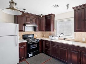 36 Wood Road Trail, Flanders NY 11901