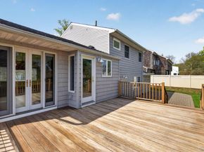 9 Eldridge Place, Glen Cove NY 11542