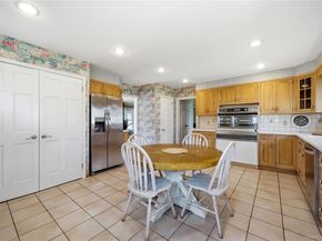 36 Hemlock Lane, Bay Shore NY 11706