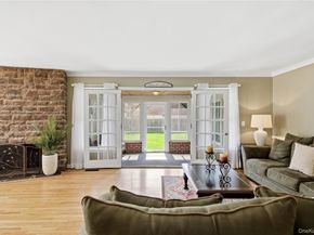 36 Hemlock Lane, Bay Shore NY 11706