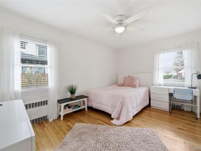 36 Hemlock Lane, Bay Shore NY 11706