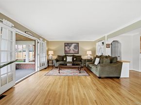 36 Hemlock Lane, Bay Shore NY 11706