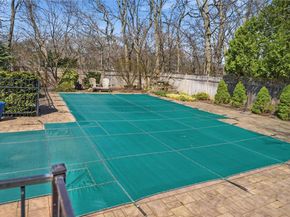 5 Clemens Court, East Setauket NY 11733